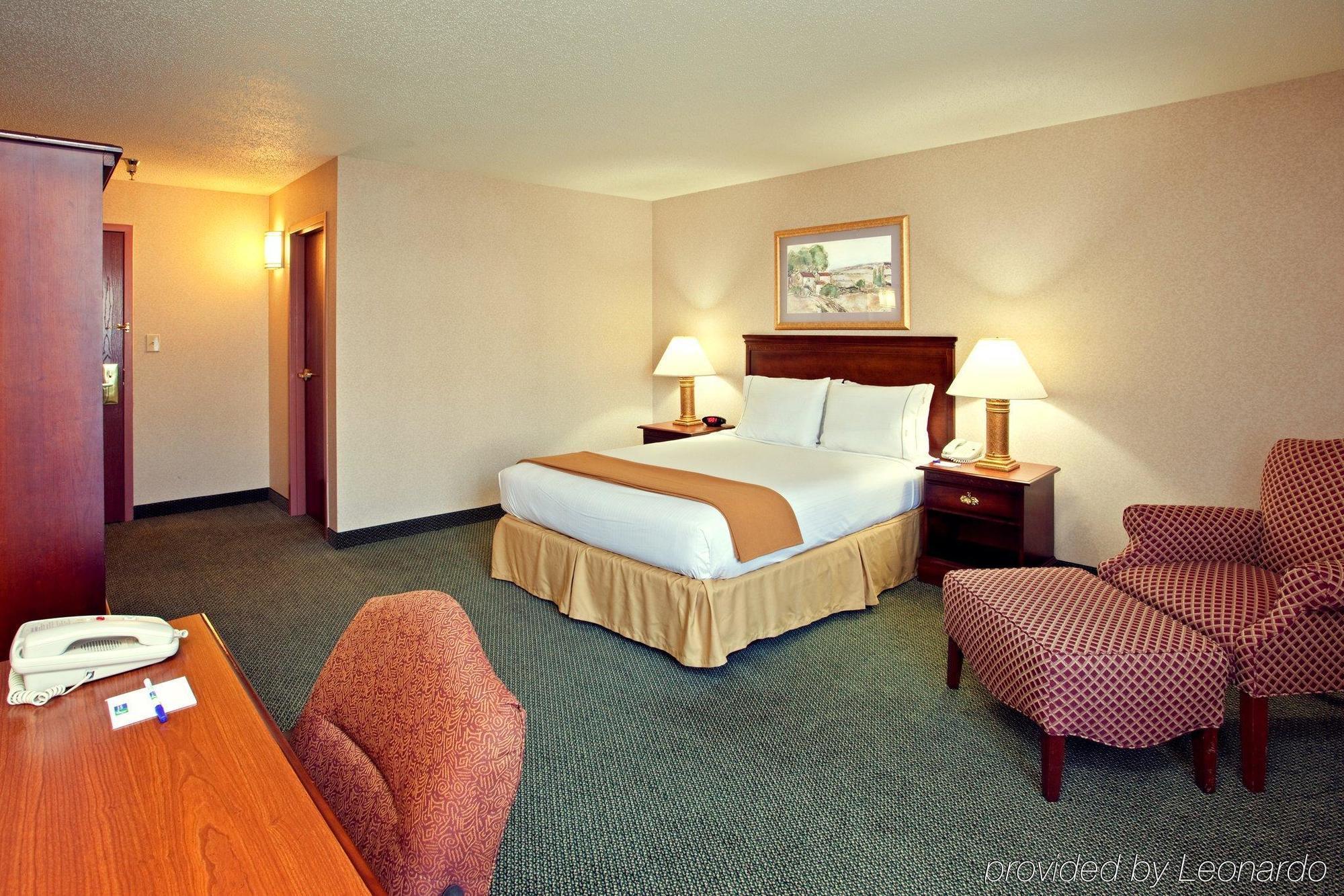 Holiday Inn Express And Suites Pittsburgh West Mifflin By Ihg Exterior foto